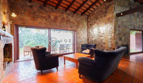 Casa en venta con vista al Lago San Roque  Villa Carlos Paz - Imagen 9