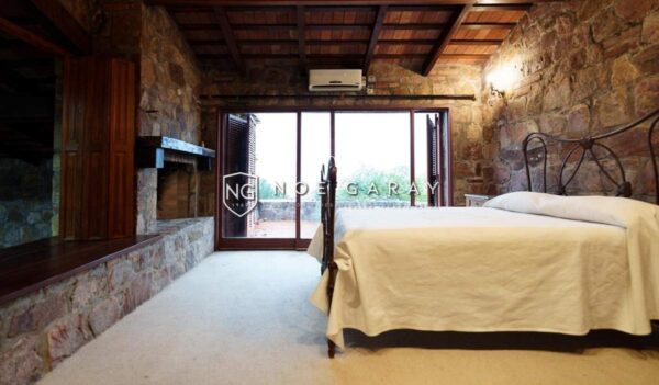 Casa en venta con vista al Lago San Roque  Villa Carlos Paz - Imagen 12