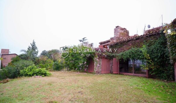 Casa en venta con vista al Lago San Roque  Villa Carlos Paz - Imagen 25