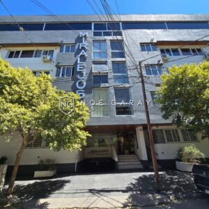 Departamento en venta con cochera a 3 cuadras de la peatonal