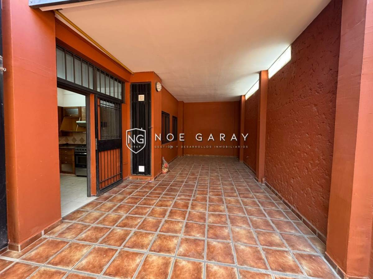 Casa Centrica en Alquiler anual - Imagen 5