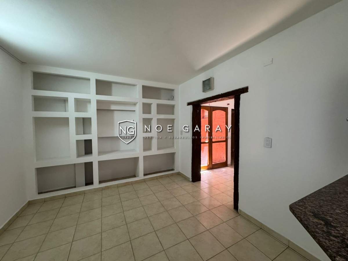 Casa Centrica en Alquiler anual - Imagen 6