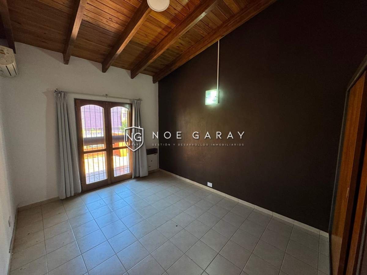 Casa Centrica en Alquiler anual - Imagen 14