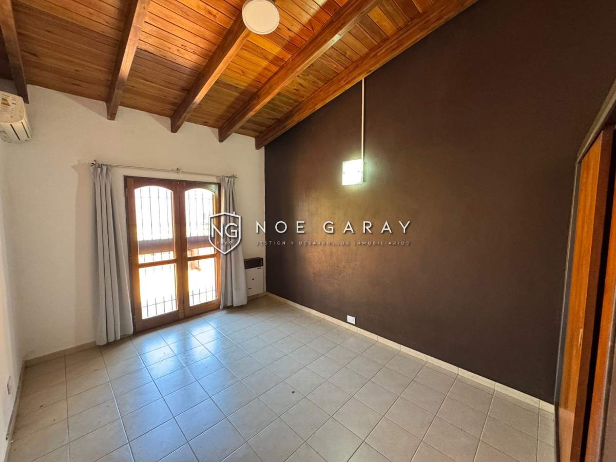 Casa Centrica en Alquiler anual - Imagen 16