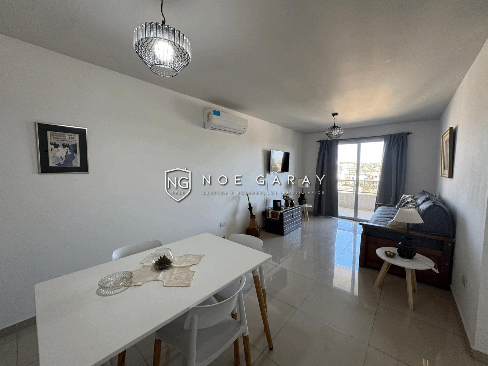 Departamento Céntrico con balcon y vista alquiler temporal - Imagen 2