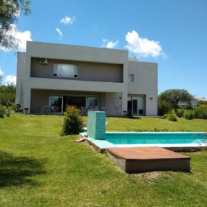 Casa alquiler temporal en barrio privado CAUSANA