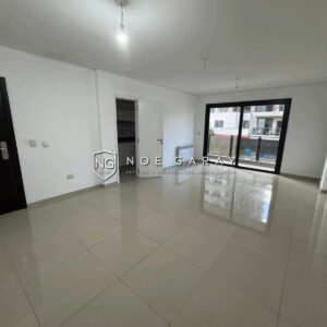 Departamento en alquiler de 3 dorm y balon a la calle