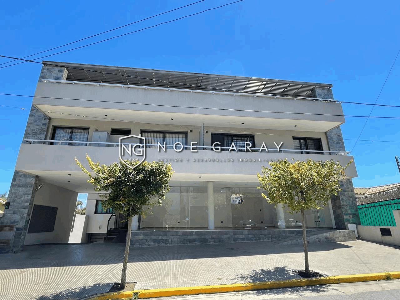 Departamento en Venta con cochera y pileta en el centro de carlos paz
