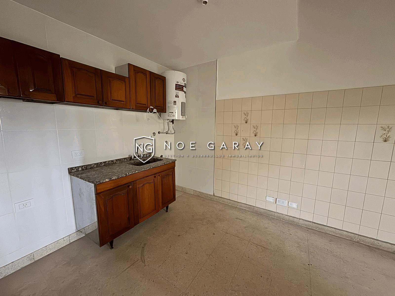 Dpto en alquiler anual con balcon - Imagen 5