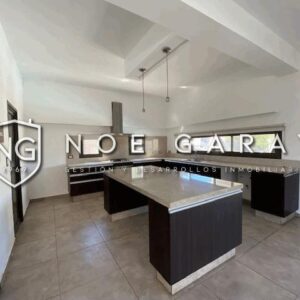 Casa moderna en venta en San Antonio