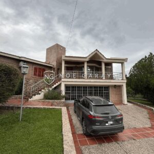 Casa en venta en barrio Costa Azul