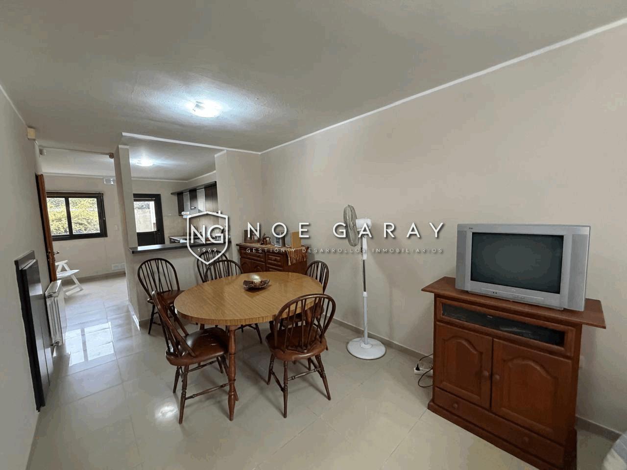 Dúplex en venta en complejo con cochera y piscina Barrio Santa Rita - Imagen 3