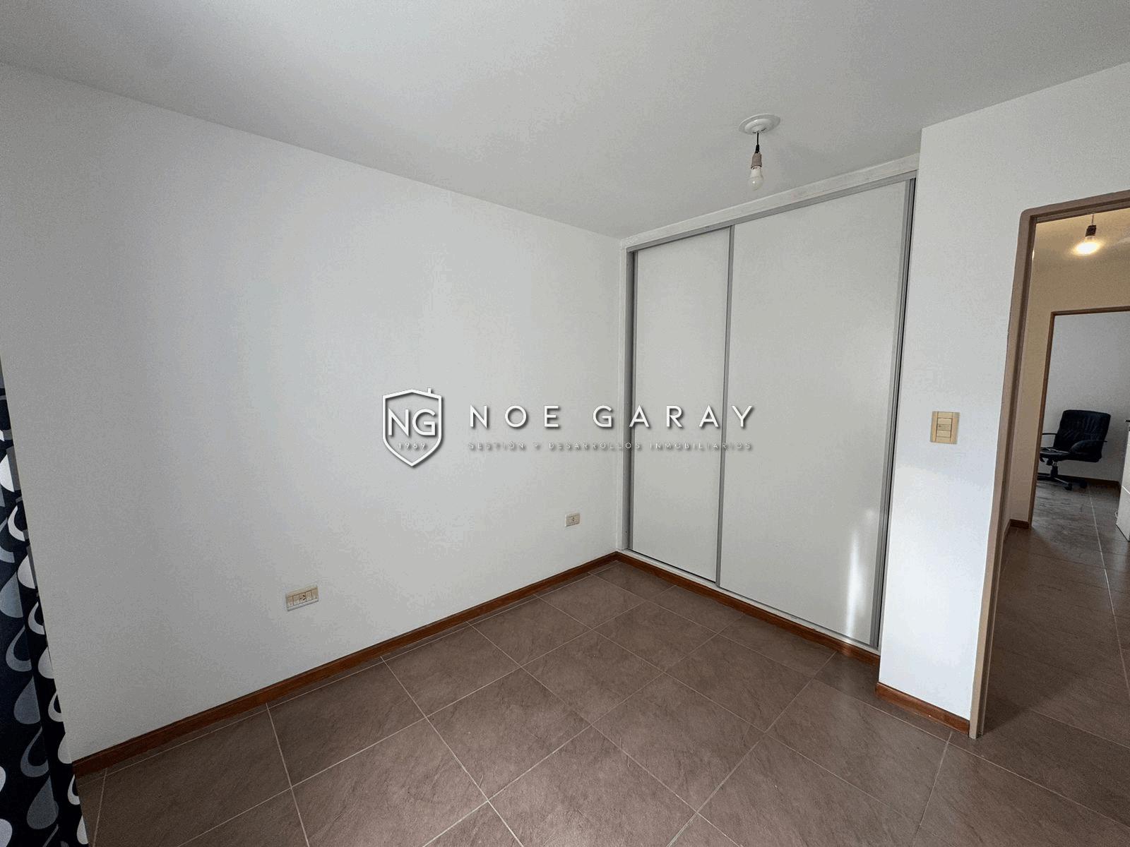Dpto en venta en pleno centro con cochera y piscina - Imagen 8