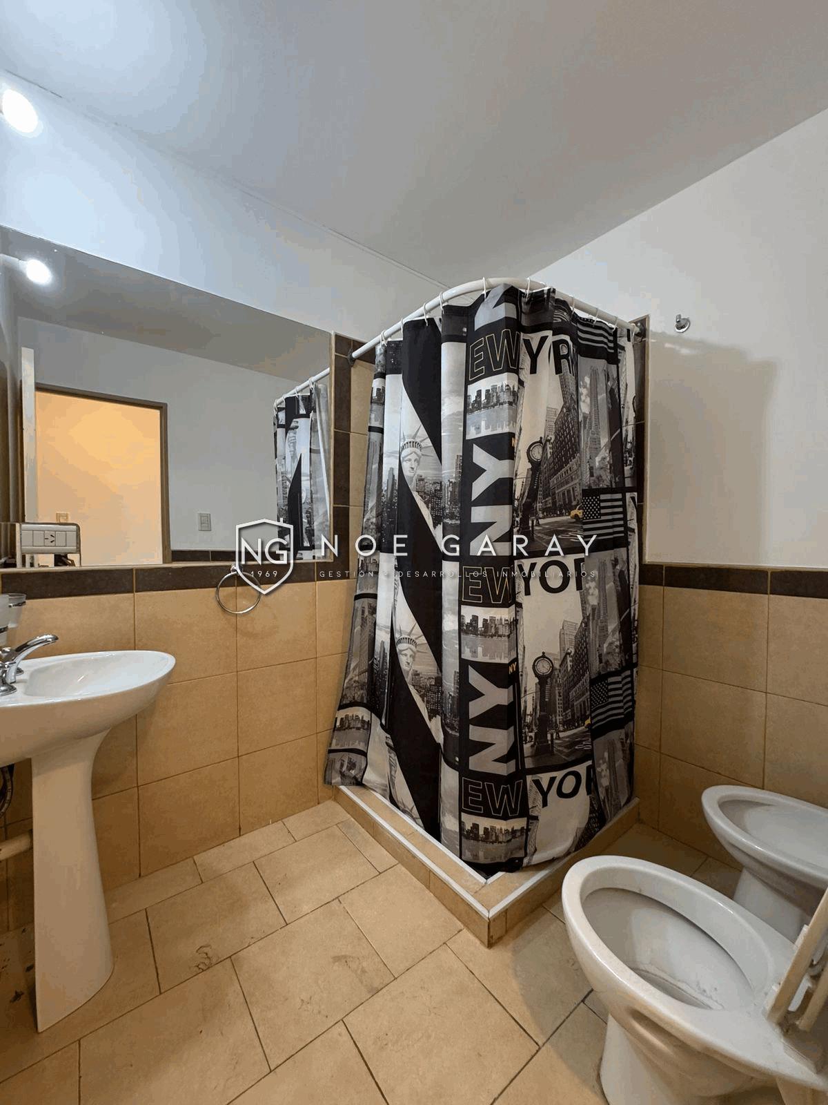 Dpto en venta en pleno centro con cochera y piscina - Imagen 9