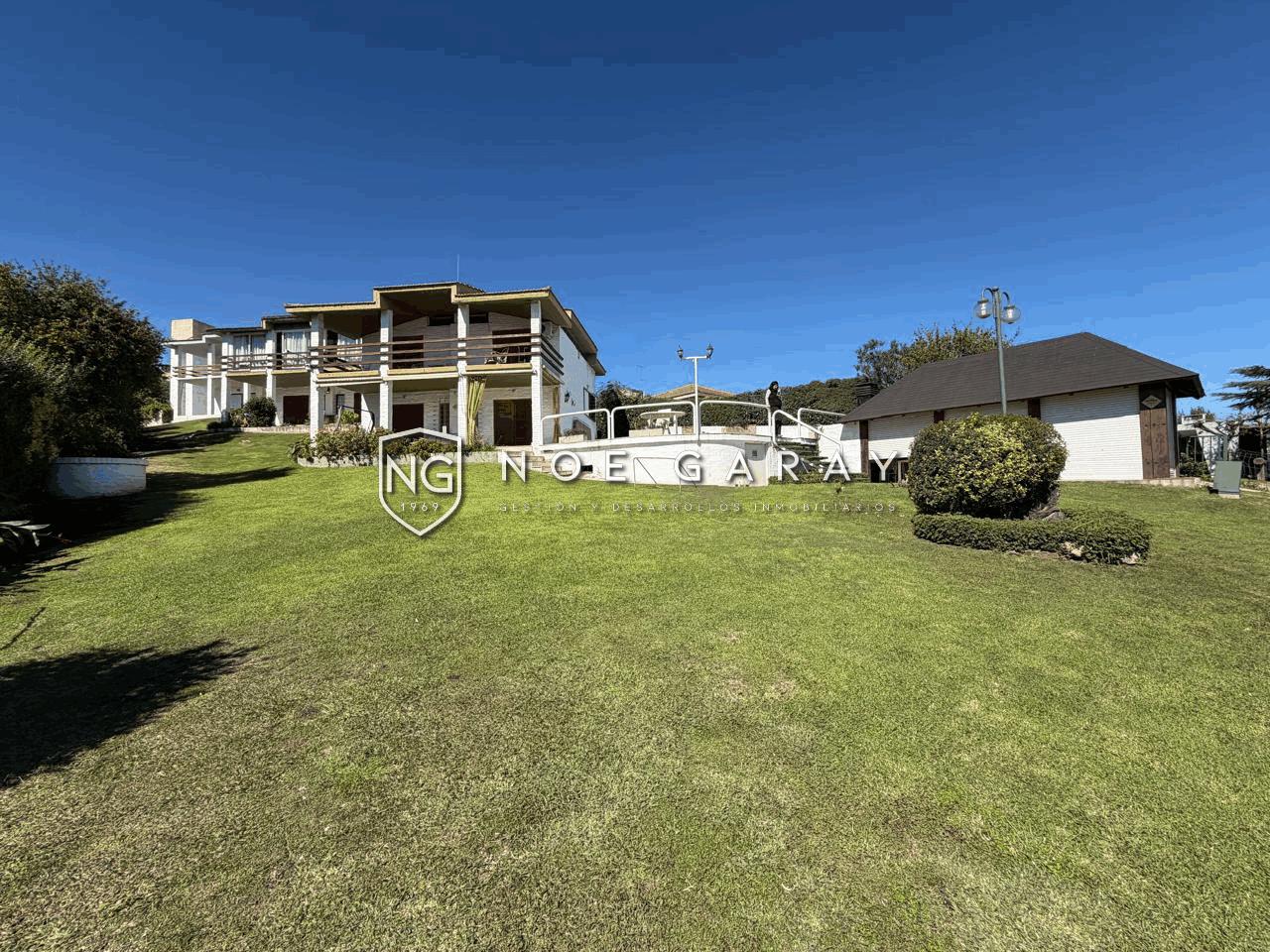 DEPARTAMENTO EN VENTA CON BAJADA AL LAGO EN CARLOS PAZ - Imagen 31