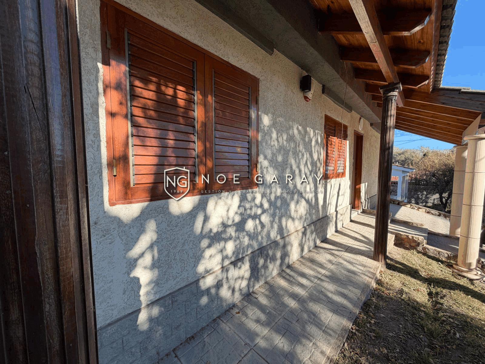 Casa en venta en Sol y Río a pocas cuadras del rio - Imagen 2
