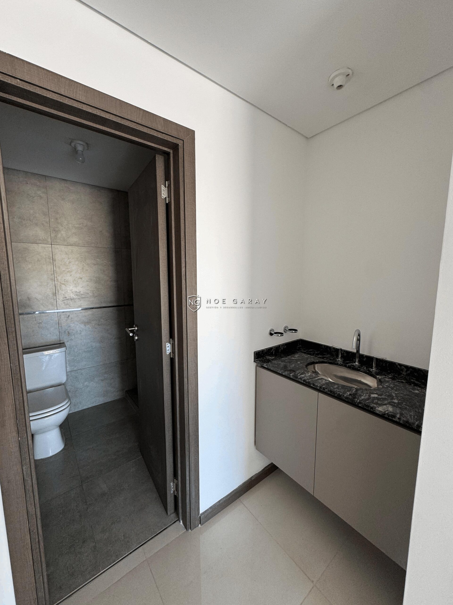 Dpto en alquiler anual de 2 dorm en Veneto IX - Imagen 9
