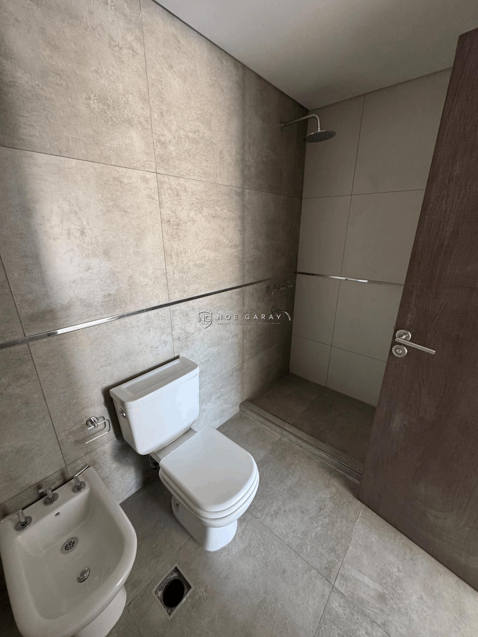 Dpto en alquiler anual de 2 dorm en Veneto IX - Imagen 10