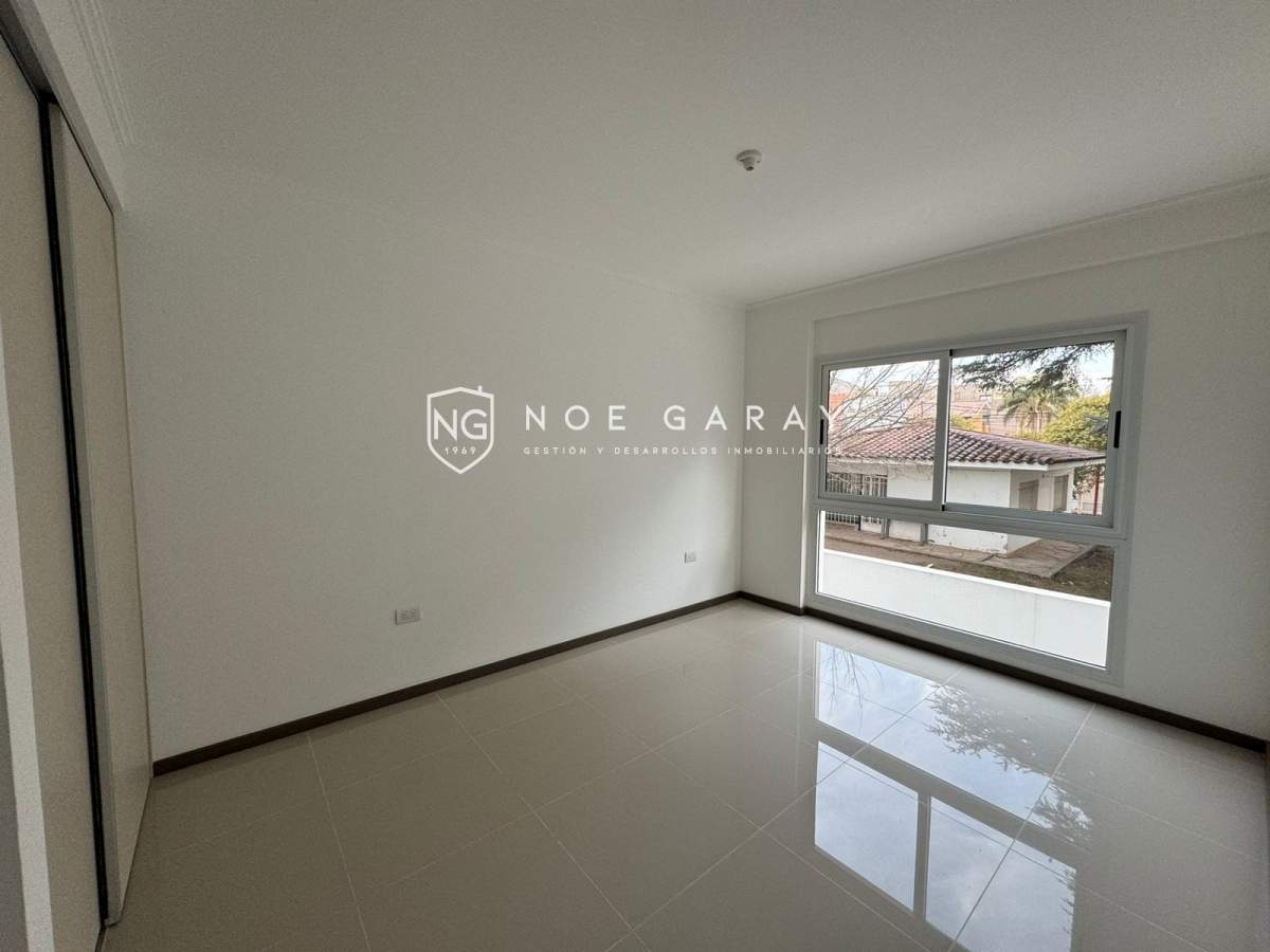Departamento en alquile anual AMOBLADO en Veneto VI - Imagen 9
