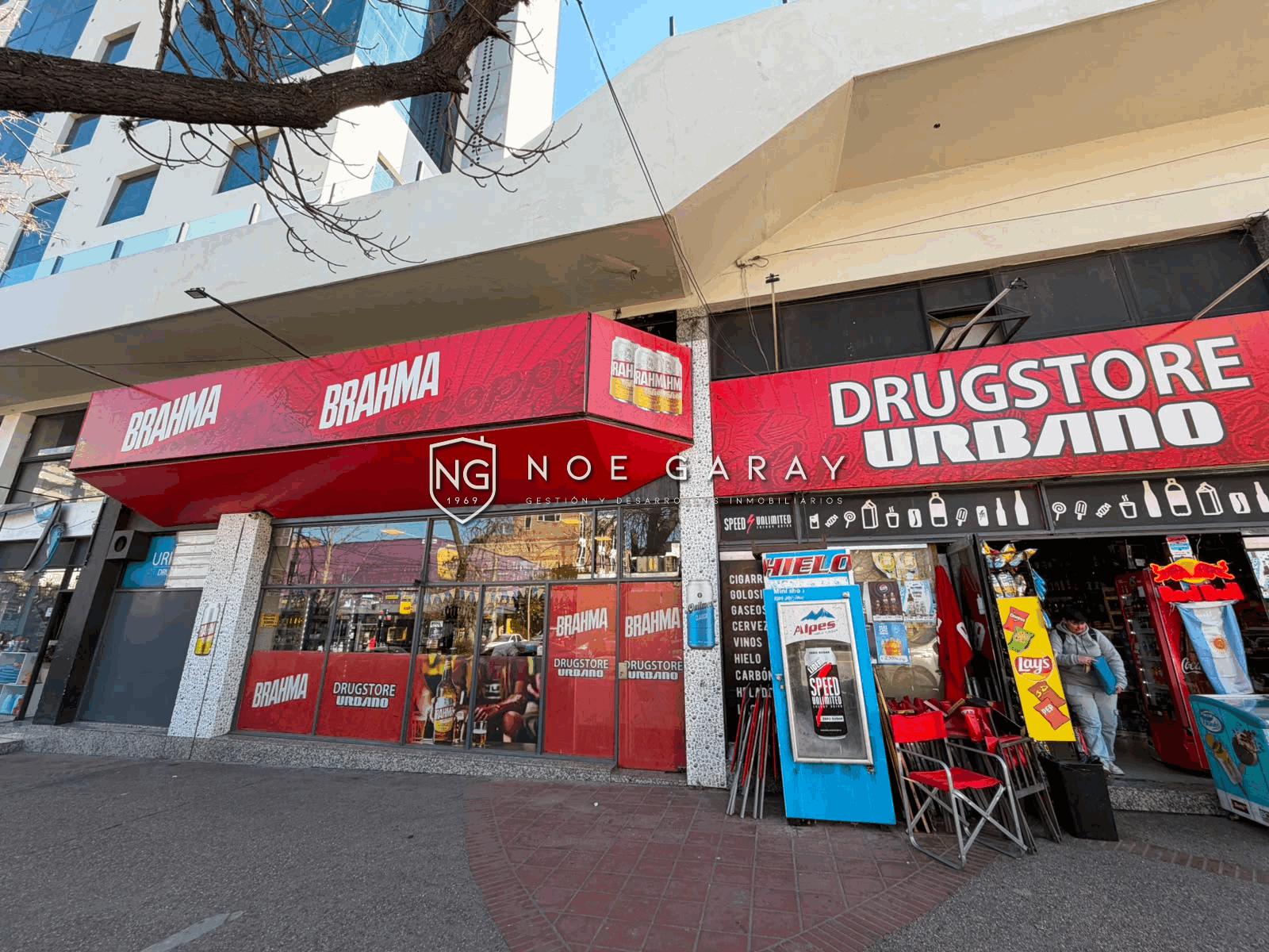 Local en Venta sobre Av San Martin y Uruguay - Imagen 4