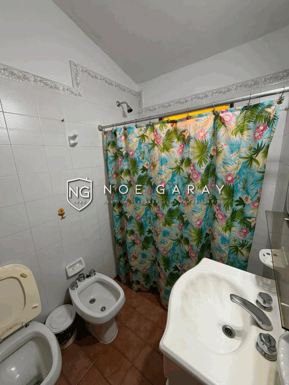 Casa en alquiler anual sobre Av. Carcano - Imagen 11