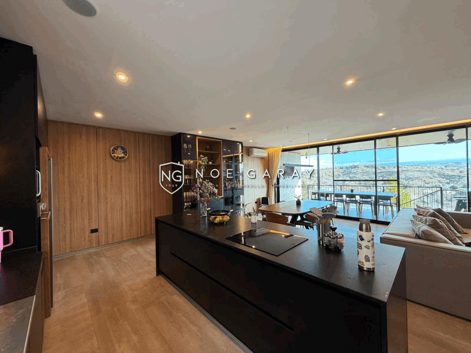 Casa en venta de categoría en barrio semi privado - Imagen 13