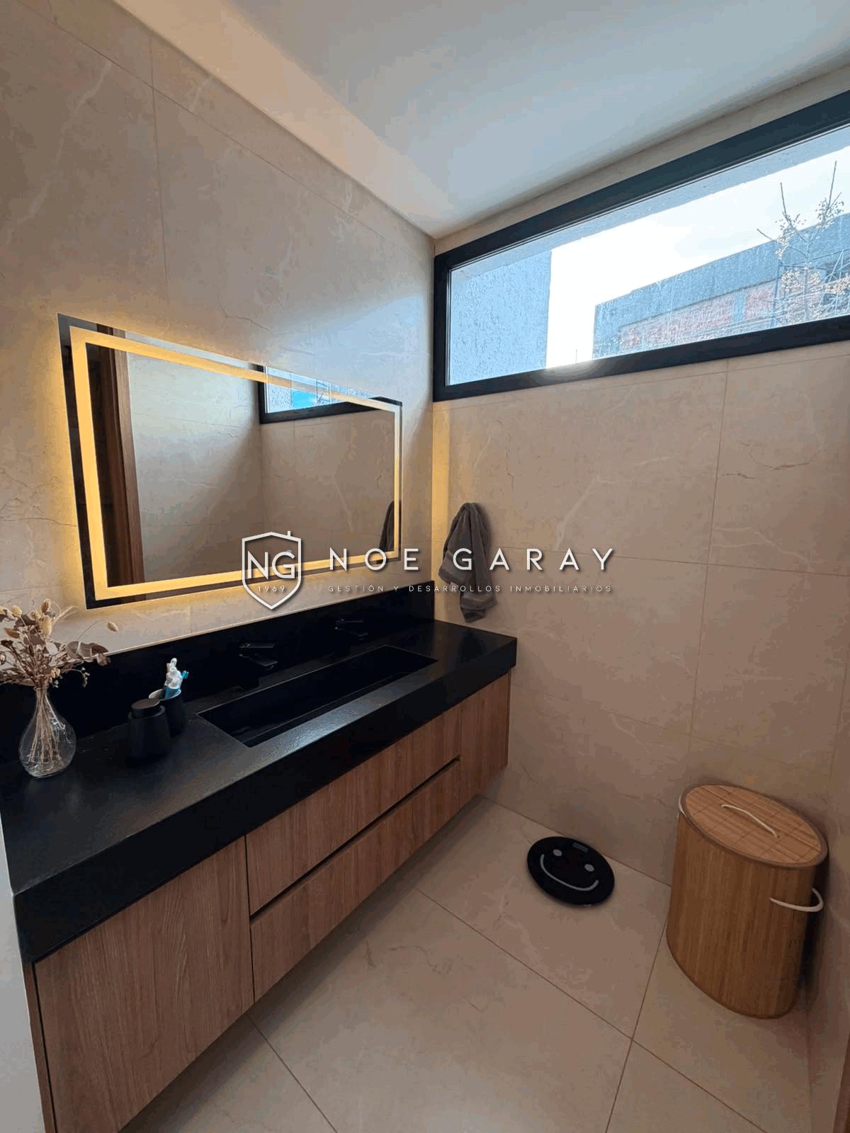 Casa en venta de categoría en barrio semi privado - Imagen 28
