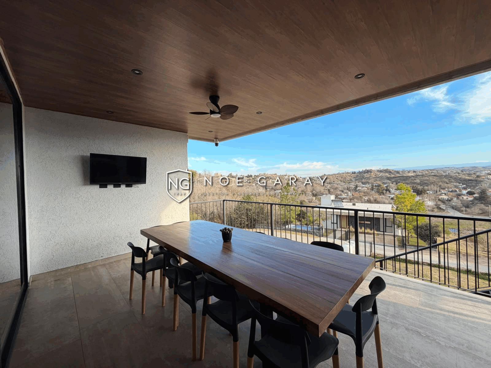 Casa en venta de categoría en barrio semi privado - Imagen 33