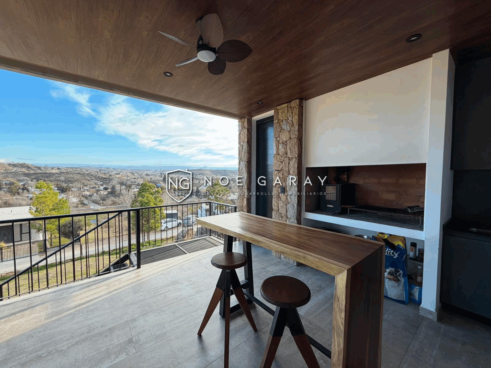 Casa en venta de categoría en barrio semi privado - Imagen 34