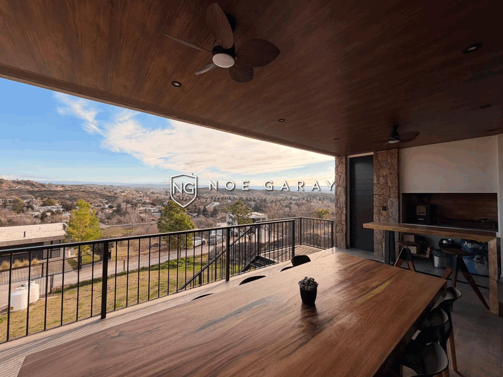 Casa en venta de categoría en barrio semi privado - Imagen 35