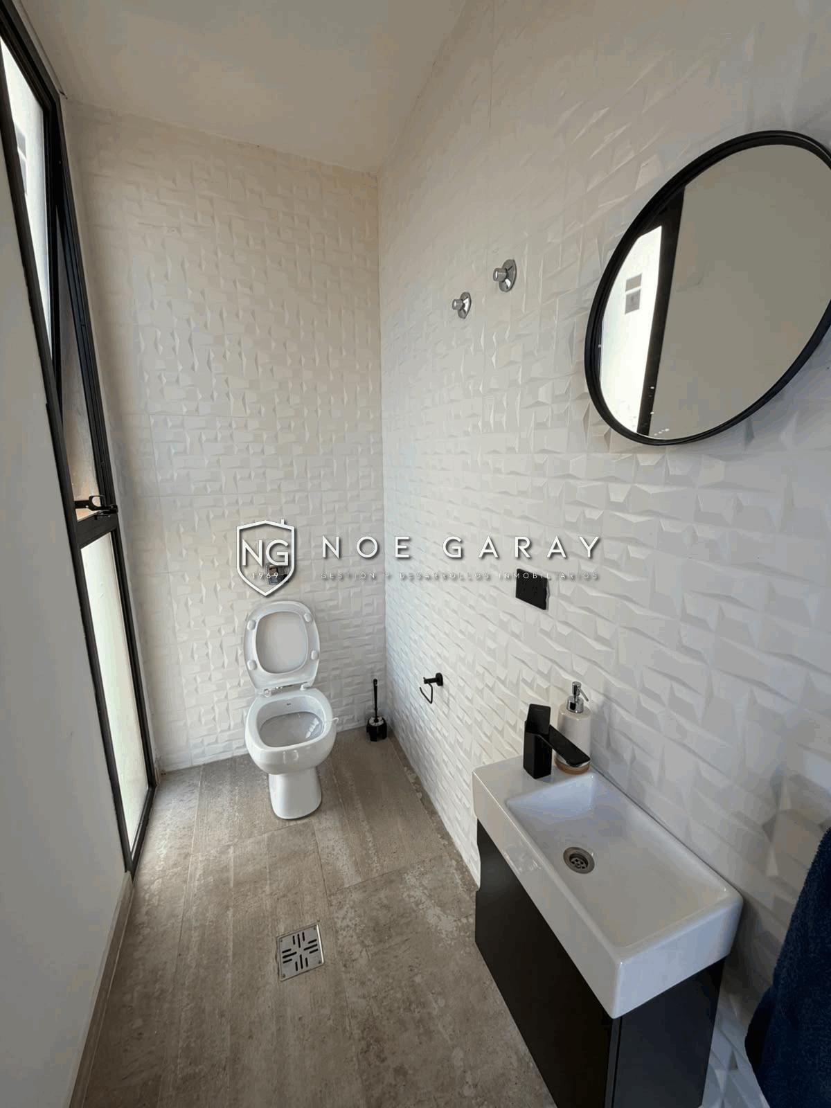 Casa en venta de categoría en barrio semi privado - Imagen 36