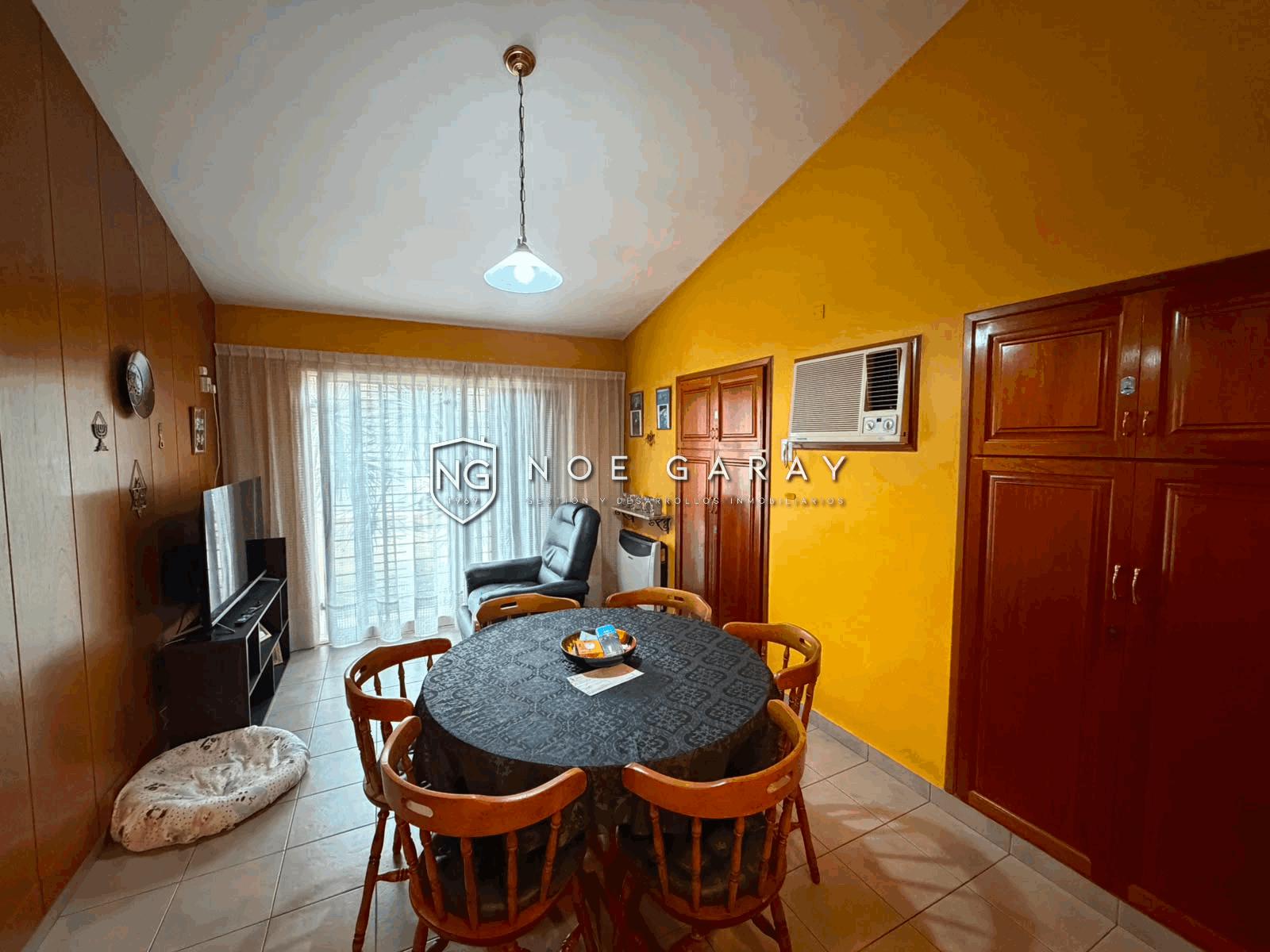 Casa en venta en barrio Miguel Muñoz A con piscina - Imagen 7