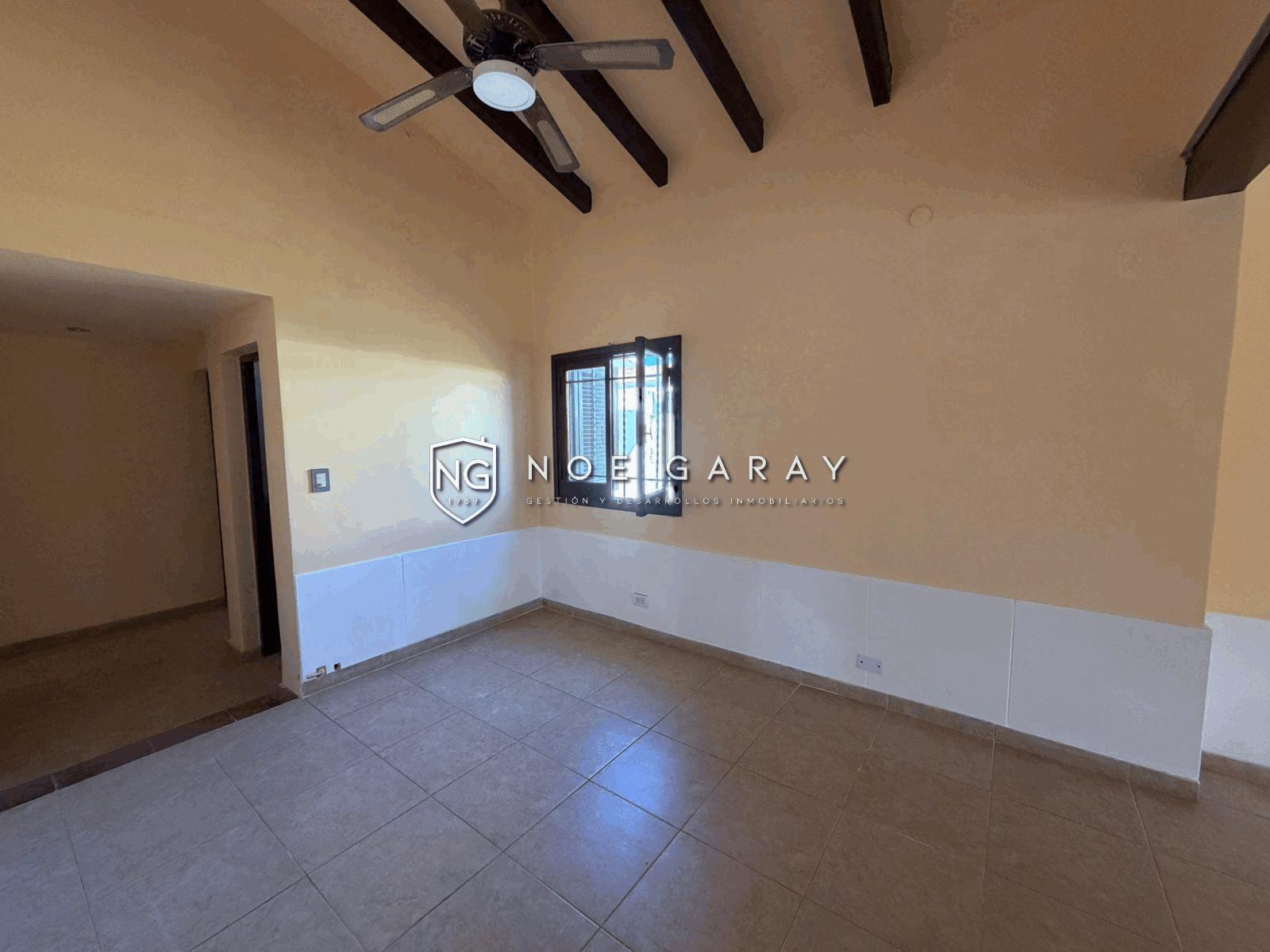 Casa dpto en vta con piscina, vistas a las sierras, 3 cocheras y amplio terreno - Imagen 6