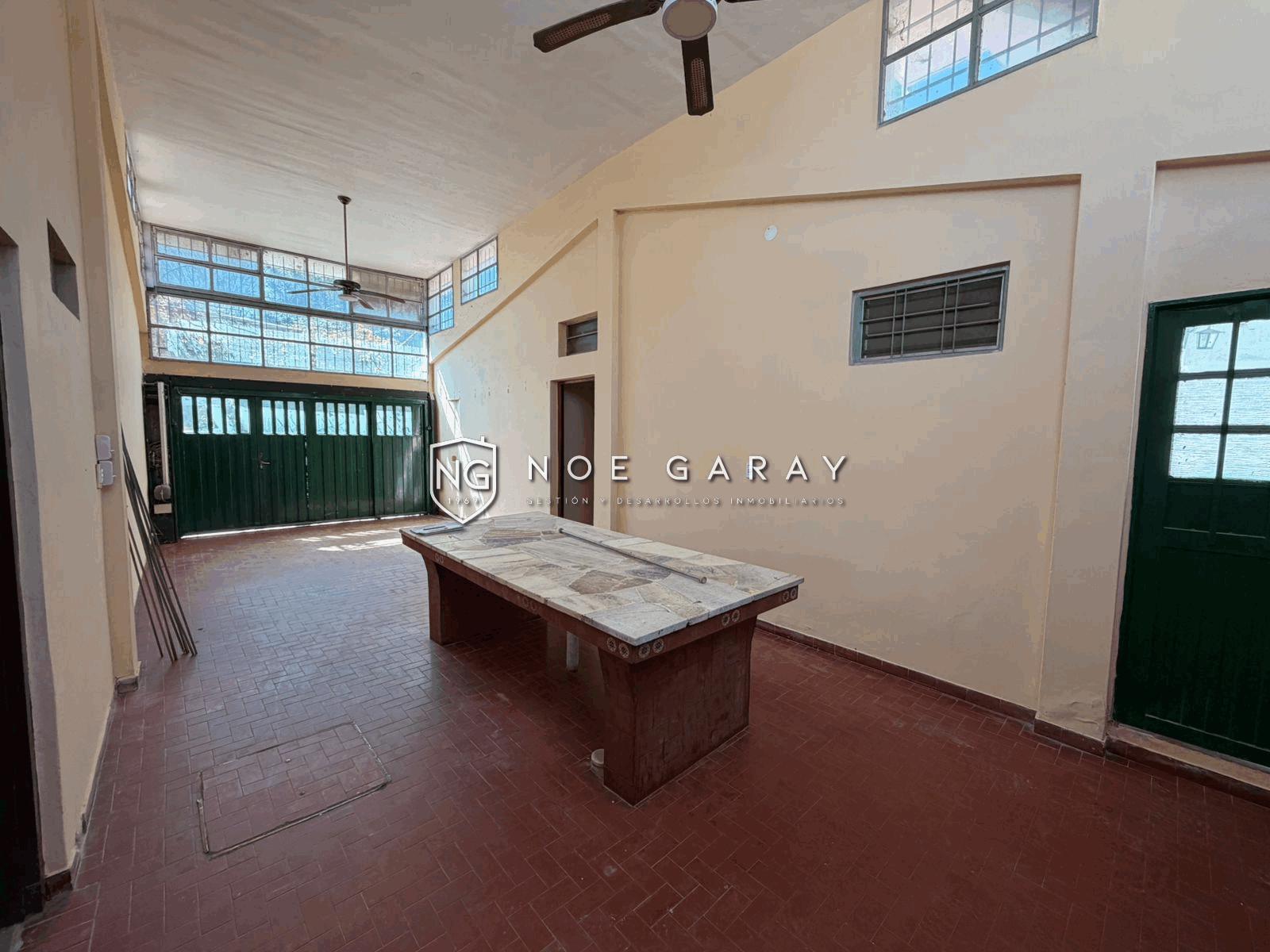 Casa dpto en vta con piscina, vistas a las sierras, 3 cocheras y amplio terreno - Imagen 22