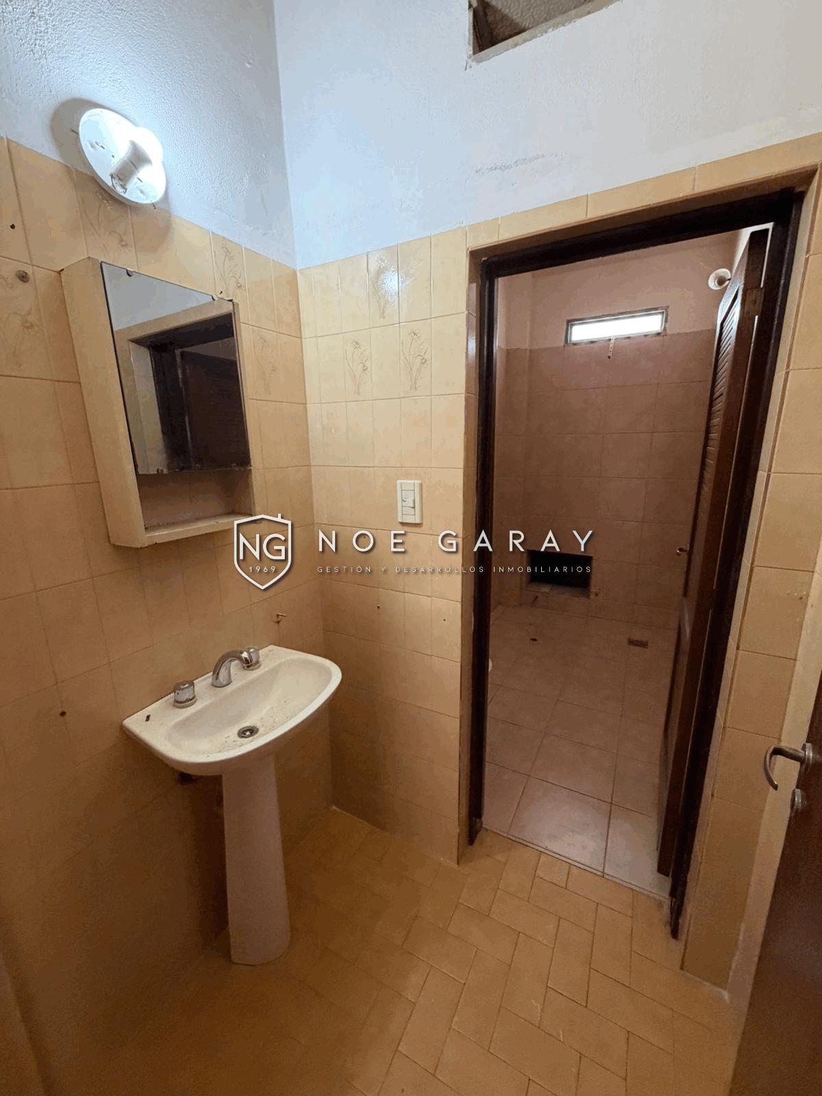 Casa dpto en vta con piscina, vistas a las sierras, 3 cocheras y amplio terreno - Imagen 30