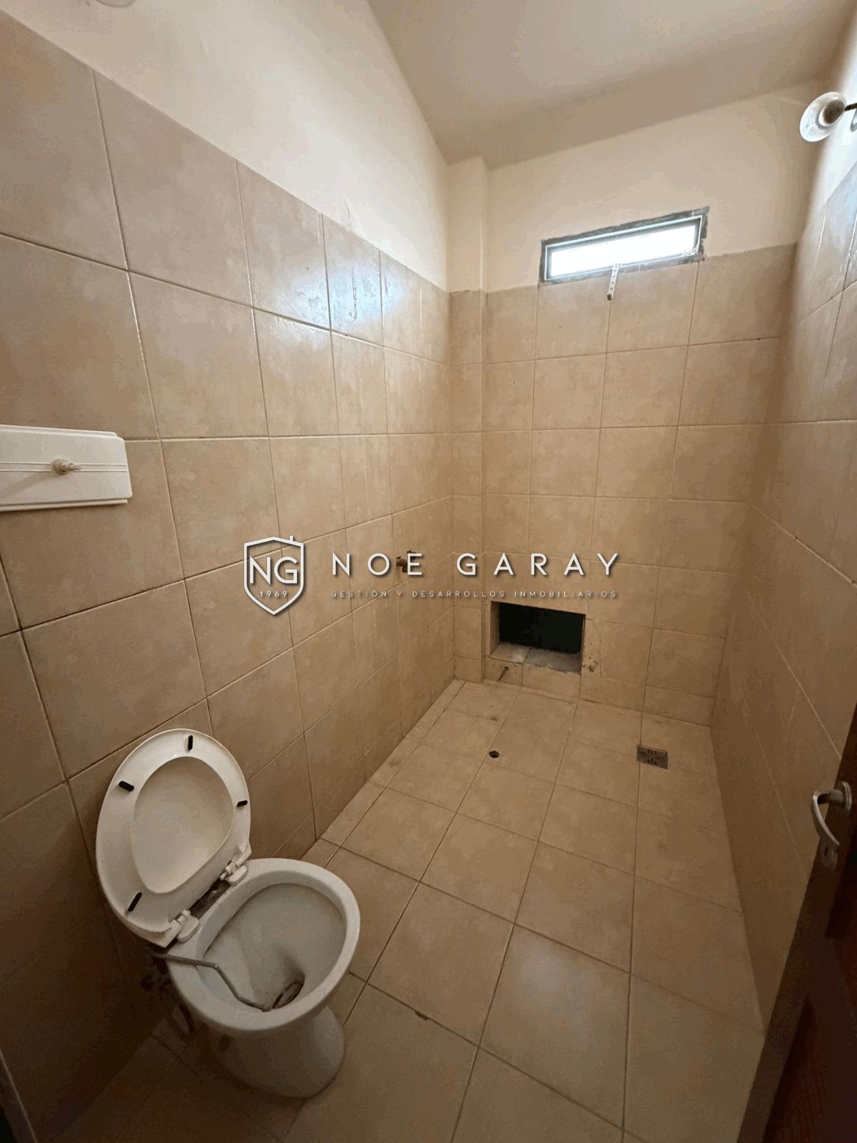 Casa dpto en vta con piscina, vistas a las sierras, 3 cocheras y amplio terreno - Imagen 31